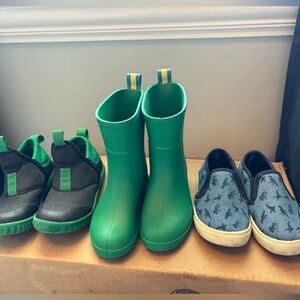 Toddler rain boots & sneakers bundle toddler size 8